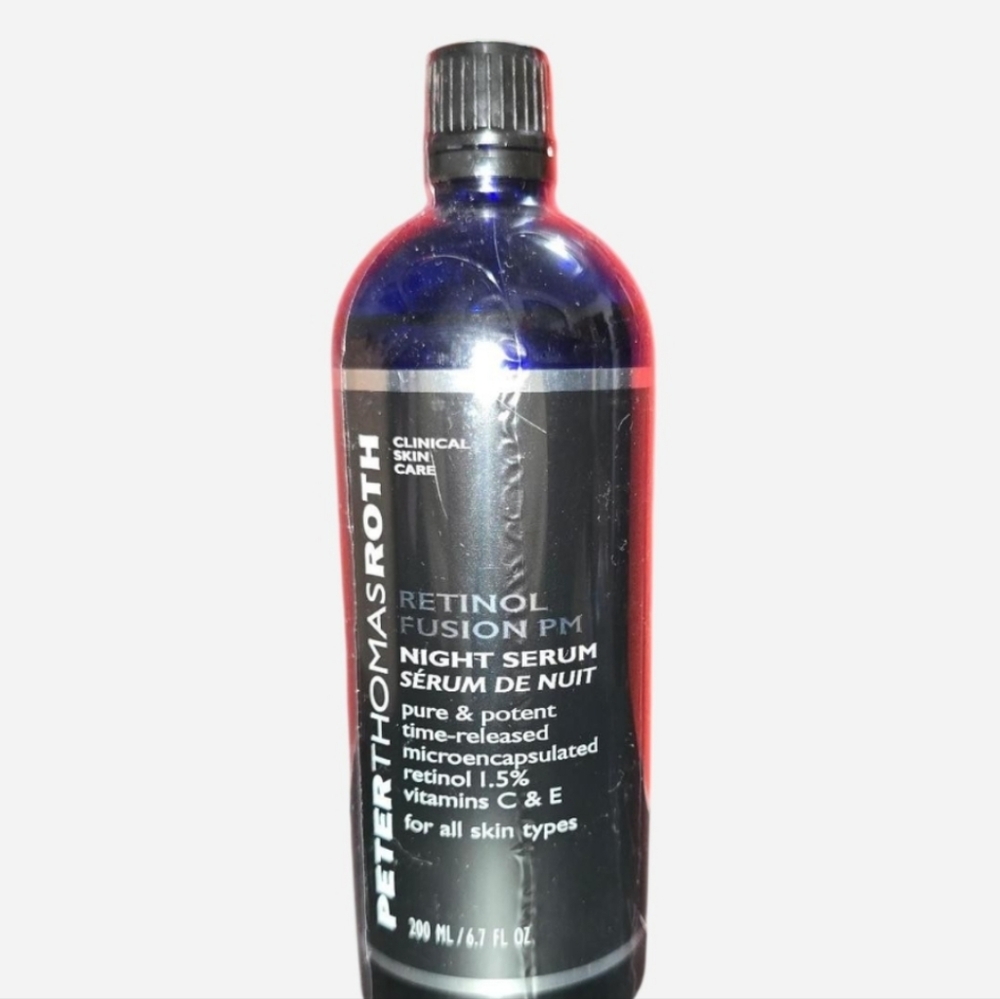 Peter Thomas Roth Retinol Fusion PM in Deep Blue